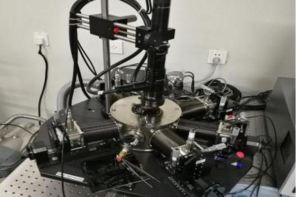 ATA-P1005壓電疊堆放大器在納米定位臺驅(qū)動中的應(yīng)用